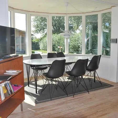 Two-bedroom Holiday In Sydals Hébergement de vacances *